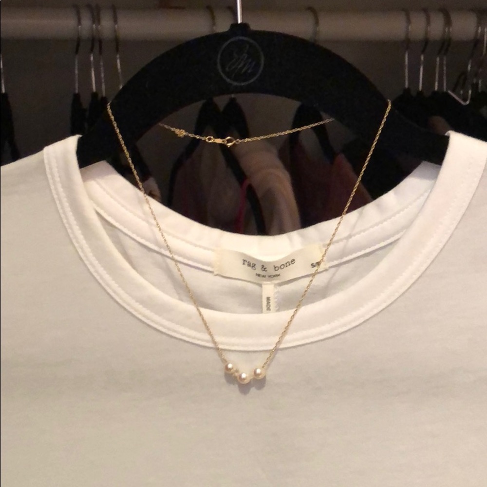 3 Pearl Necklace